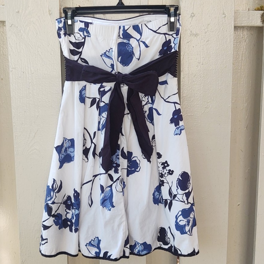 Sundress - Picture 2 of 6